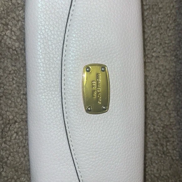 Michael Kors light pink soft Leather Bag and Wallet Set - Picture 4 of 8